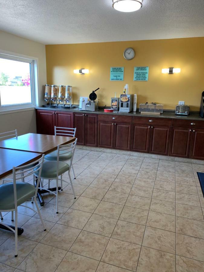 Westway Inn Motel Neepawa Exterior foto